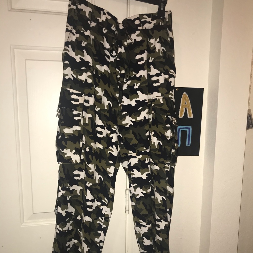 MICHAEL KORS SPRING 2019 ARMY PANTS